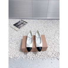 Miu Miu flat shoes